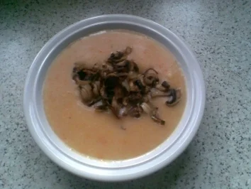 Cremige Kartoffel-Möhren-Suppe - Rezept