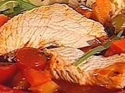 Putenbrust in Tomaten-Estragon-Fond - Rezept