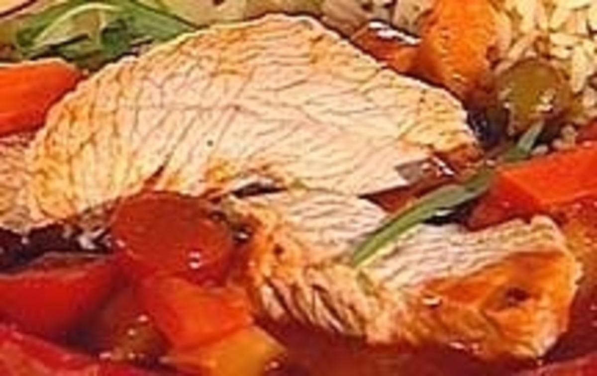 Bilder für Putenbrust in Tomaten-Estragon-Fond - Rezept