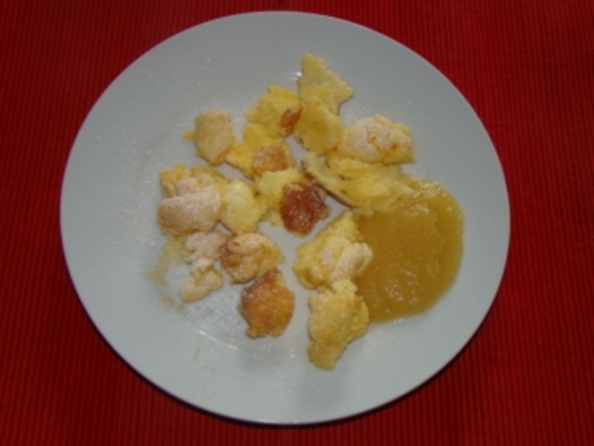 Kaiserschmarren mit Apfelmus - Rezept mit Bild - kochbar.de Kaiserschmarren mit Apfelmus - Rezept mit Bild - kochbar.de