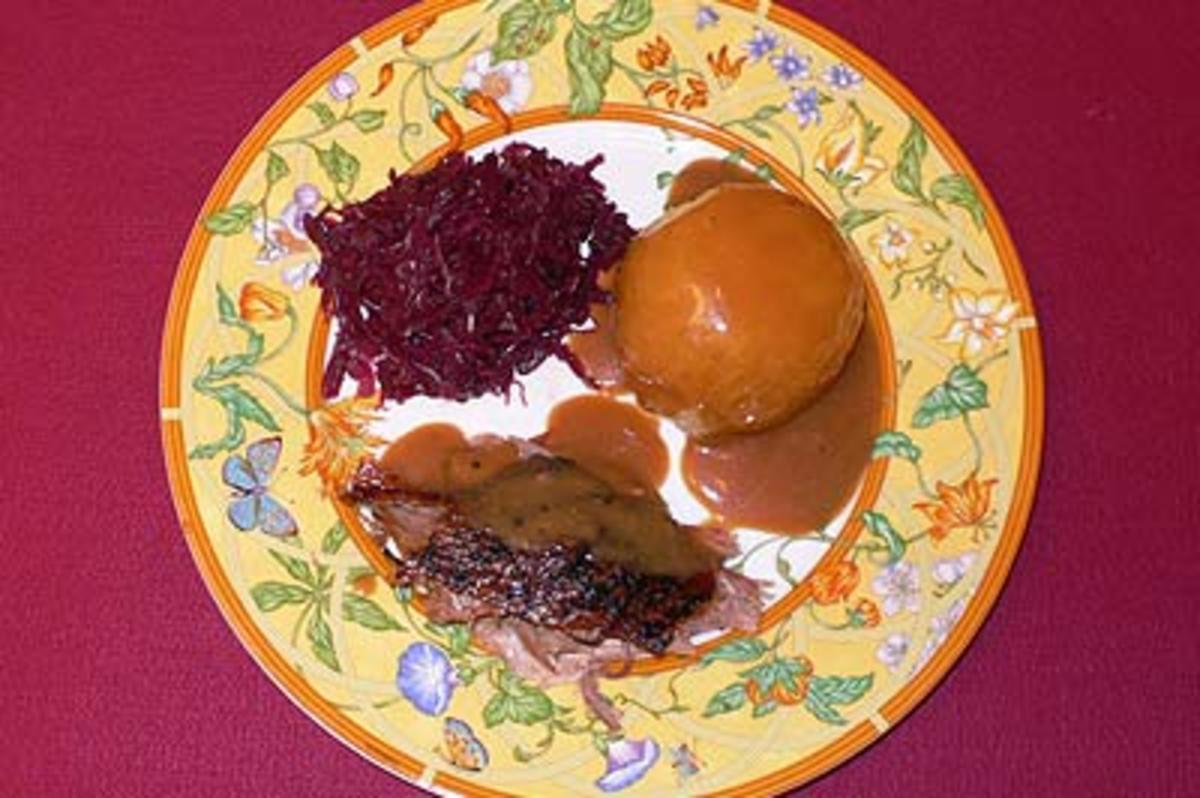 Bilder für Ente a l´Orange mit Rotweinrotkohl und Knödeln - Rezept