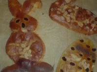 Rezept: Osterhasen und Co. aus Hefeteig Osterhasen und Co. aus Hefeteig - Rezept