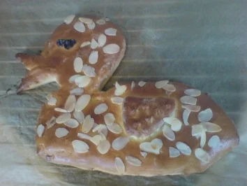 Rezept: Osterhasen und Co. aus Hefeteig Osterhasen und Co. aus Hefeteig - Rezept