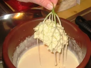 Rezept: Dessert: Gebackene Holunderblüten Bild Nr. 4 Dessert: Gebackene Holunderblüten - Rezept - Bild Nr. 4