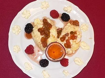 Grießpudding mit Garnitur - Rezept