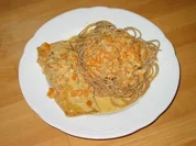 Lachs mit Spaghetti in Gorgonzola-Sahnesoße - Rezept