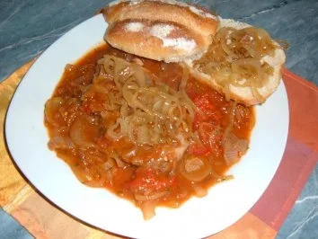 Fleisch : Nackenkarbonade - Mit Tomaten - Zwiebelgemüse - Rezept