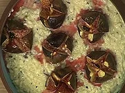 Weißes Schoko-Risotto mit schwarzen Oliven - Rezept