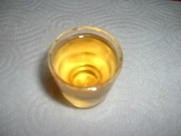 Limoncello selbst gemacht in 22 Tagen - Rezept