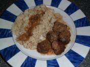 Hackbälchen in Zwiebel - Bier Soße - Rezept