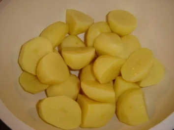 Rezept: PATATONA AL PECORINO & ROSMARINO Bild Nr. 2 PATATONA AL PECORINO & ROSMARINO - Rezept - Bild Nr. 2