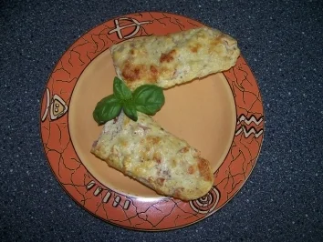 Abendbrot - Überbackene Baguettes mit Frischkäse  ( ein von mir geliebtes Abenbrot) - Rezept - Bild Nr. 3