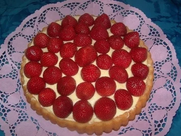 sommerliche Erdbeertorte - Rezept