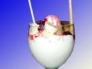 Joghurteis  mit frischen Beeren - Rezept