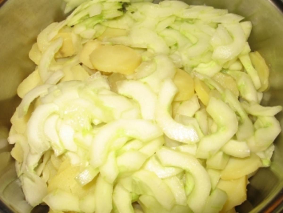 lauwarmer Gurkenkartoffelsalat - Rezept