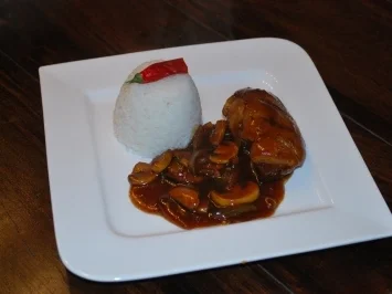 Rezept: Asiatisch angehauchte Entenbrust Asiatisch angehauchte Entenbrust - Rezept