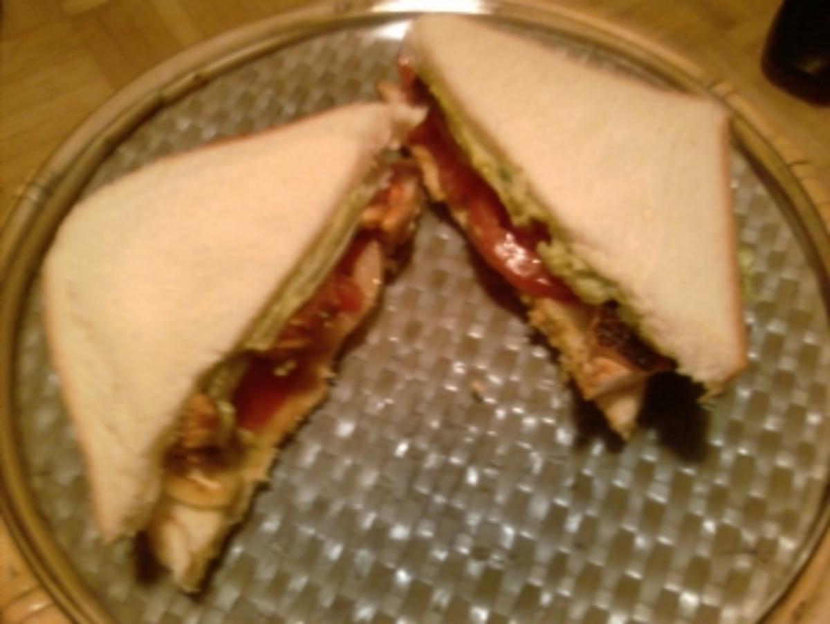 Club-Sandwich mit Avocadocreme - Rezept