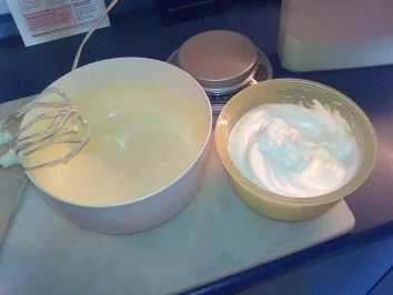 Rezept: Erdbeer-Schnitten Bild Nr. 2 Erdbeer-Schnitten - Rezept - Bild Nr. 2