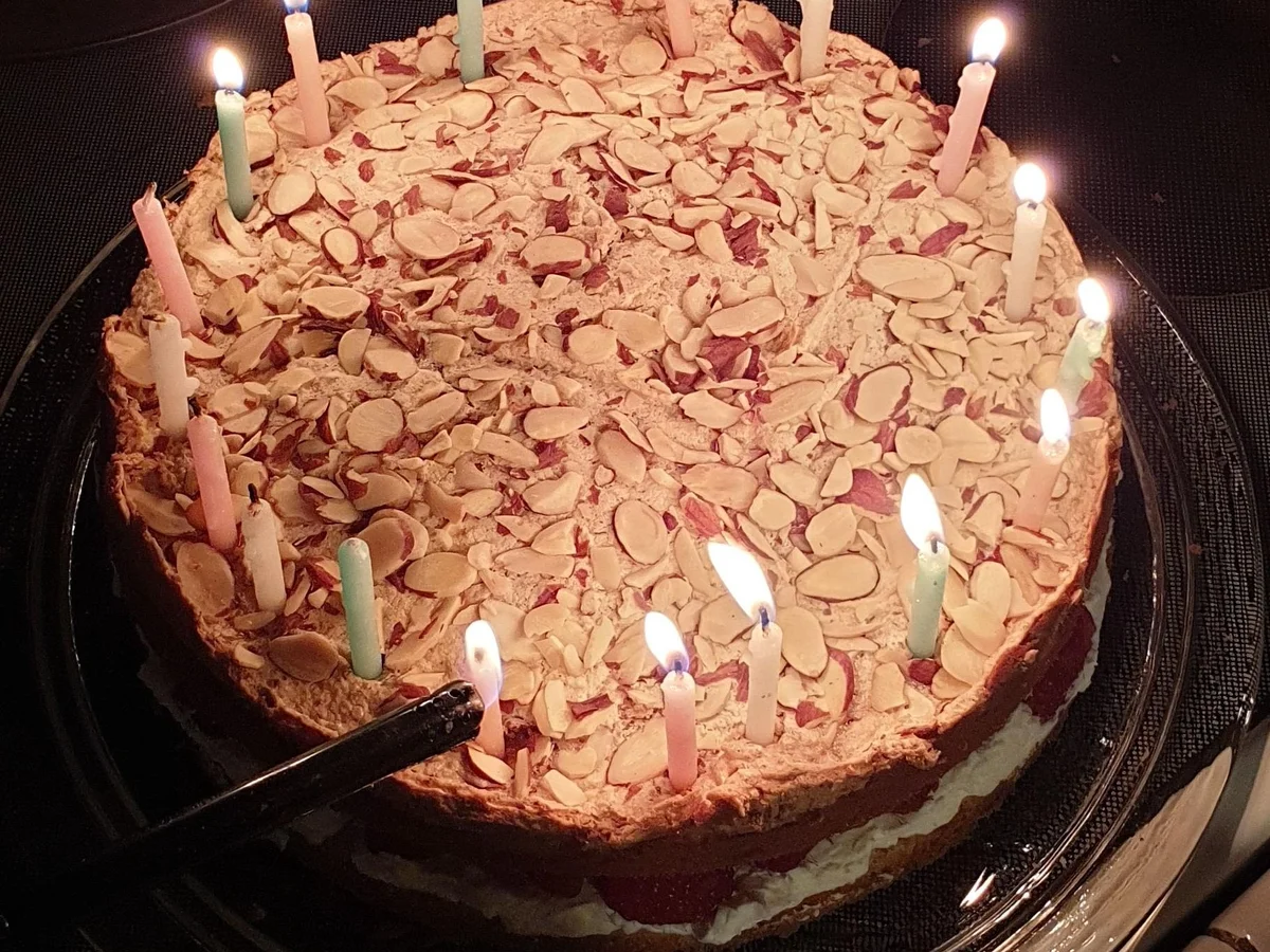 Rezept: Torte der Adligen Bild Nr. 2 Torte der Adligen - Rezept - Bild Nr. 2