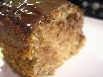 Kuchen: Nuss-Marzipan-Rahm - Rezept