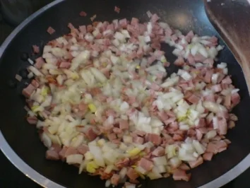 Deftiger Kartoffelsalat mit Radieschen - Rezept