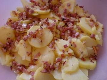 Deftiger Kartoffelsalat mit Radieschen - Rezept