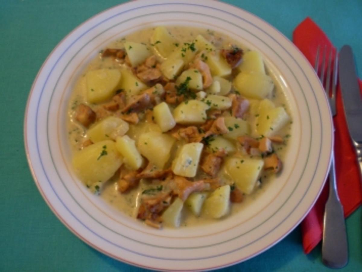 Pfifferlings-Kartoffel-Gulasch - Rezept