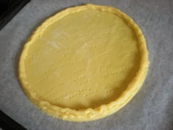 Saint Honore Torte mit Erdbeeren - Rezept - Bild Nr. 2