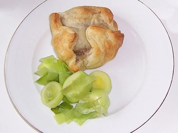 Hackfleisch im Schlafrock - Rezept - Bild Nr. 3