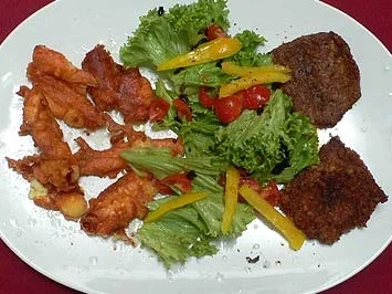 Rezept: Genfer Käsebeignets, Wiener Schnitzelchen und Kartoffeln a la Maxims Genfer Käsebeignets, Wiener Schnitzelchen und Kartoffeln a la Maxims - Rezept