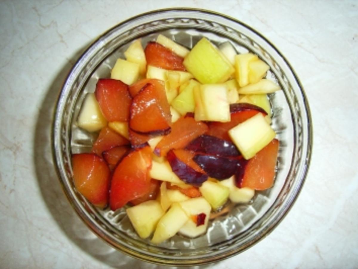 Mango-Pflaumen-Salat - Rezept