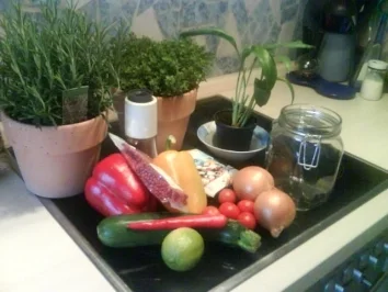 Eingelegtes Gemüse mit Schafskäse.. - Rezept