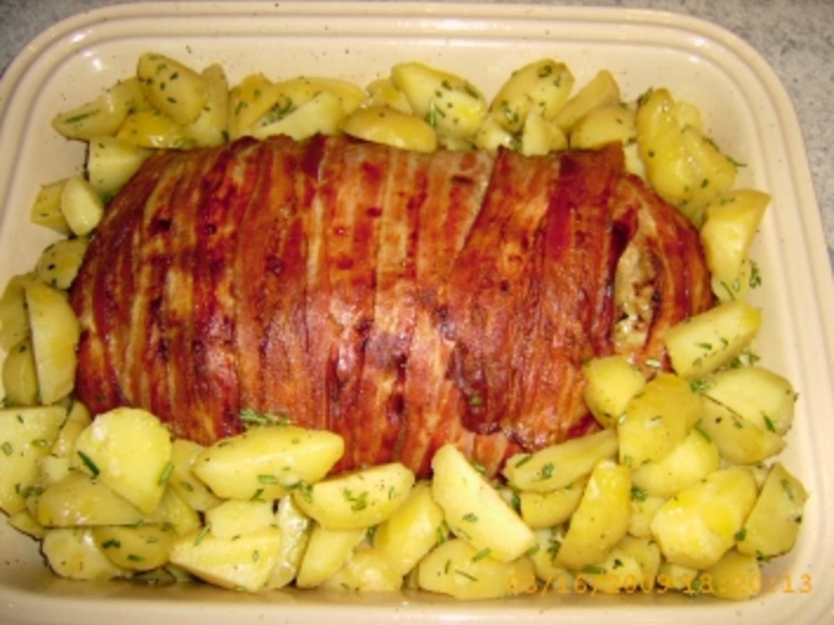 Hackbraten im Bacon Mantel mit Ofenkartoffeln - einfach - von Ellinor79
