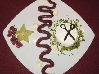 Donauwellen gestylt mit Kirschgel - Rezept