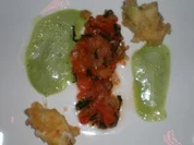 Gebackene Mozzarellakrapfen auf Tomaten mit Basilikumschaum - Rezept