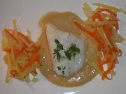 Steinbuttfilet an Gemüse und Entenlebersoße - Rezept