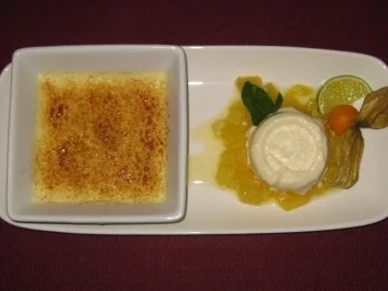 Rezept: Zitronengras-Creme-Brulee mit Limettenparfait Zitronengras-Creme-Brulee mit Limettenparfait - Rezept