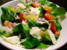 Salat: Feldsalat mit Parmesankäse und roten Zwiebeln - Rezept
