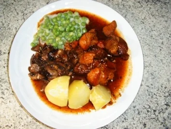 Rezept: Malzbiergulasch Bild Nr. 3 Malzbiergulasch - Rezept - Bild Nr. 3