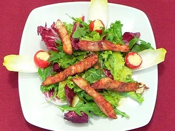 Asiatischer Salat mit Fisch und gefüllten Cocktailtomaten - Rezept