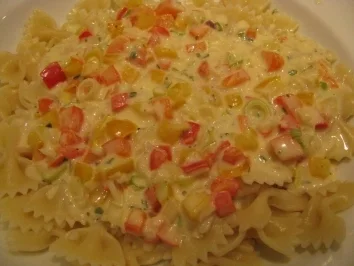 Nudeln mit Gemüse-Käse-Sahne-Sauce - Rezept