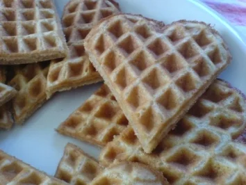 Waffeln mit Vollkornmehl gebacken - Rezept