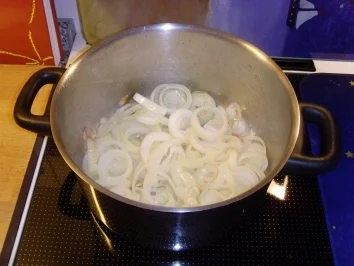 Rezept: Zwiebelsuppe…. Zwiebelsuppe…. - Rezept