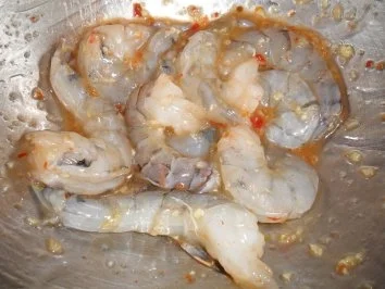 Rezept: Ingwer-Kartoffelsüppchen mit Garnelen Bild Nr. 6 Ingwer-Kartoffelsüppchen mit Garnelen - Rezept - Bild Nr. 6