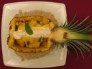 Ananas-Nuss-Salat gratiniert mit Kokoslikörschaum - Rezept