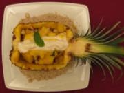 Ananas-Nuss-Salat gratiniert mit Kokoslikörschaum - Rezept