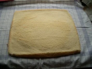 Biskuitrolle von Omi - Rezept - Bild Nr. 2