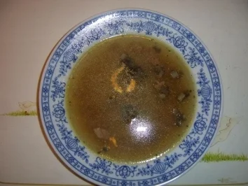 Falsche Wurstbrühsuppe auf die Schnelle - Rezept