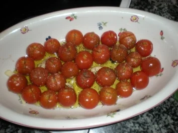 Rezept: Grünes Spargelragout mit gegrillten Kirschtomaten Bild Nr. 2 Grünes Spargelragout mit gegrillten Kirschtomaten - Rezept - Bild Nr. 2