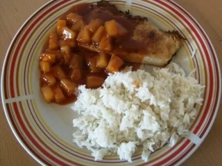 Rezept: Putenschnitzel süß-sauer Putenschnitzel süß-sauer - Rezept